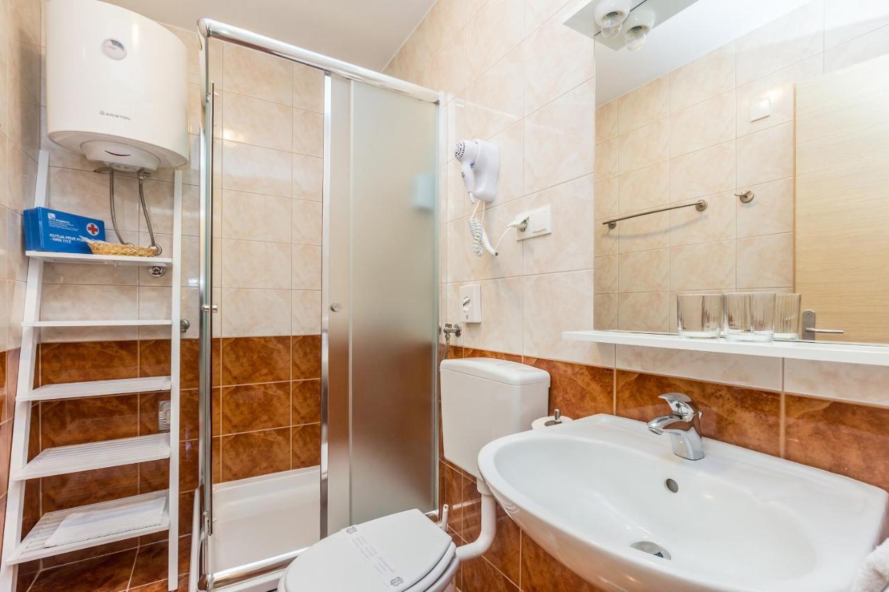 Apartments Mirica 2 Baška Eksteriør billede